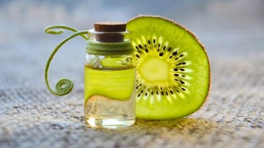 Come creare cosmetici con gli scarti degli estrattori di succo